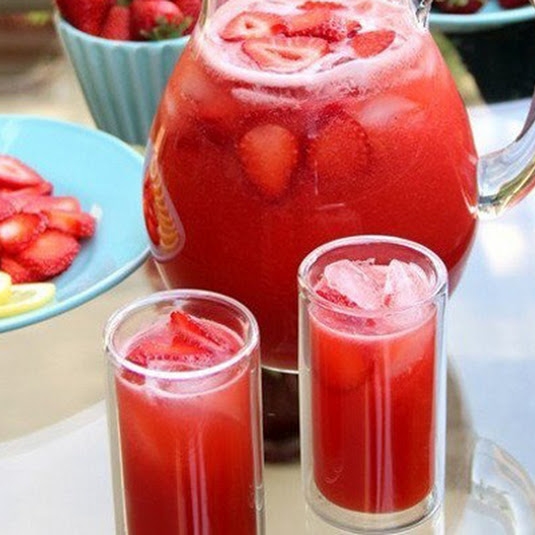 Strawberry Punch | Recipe - Simply Elliott